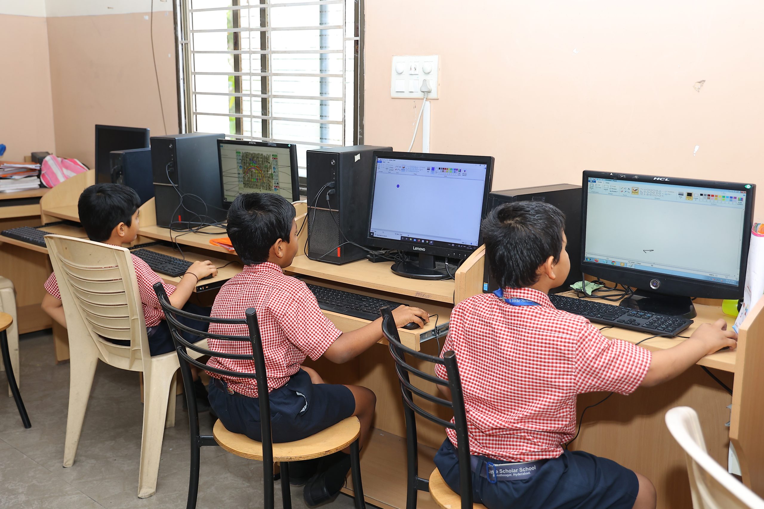 Helping Your Secondary Four Teens To Thrive In Math: A Guide To Math Tuition For Singapore Parents